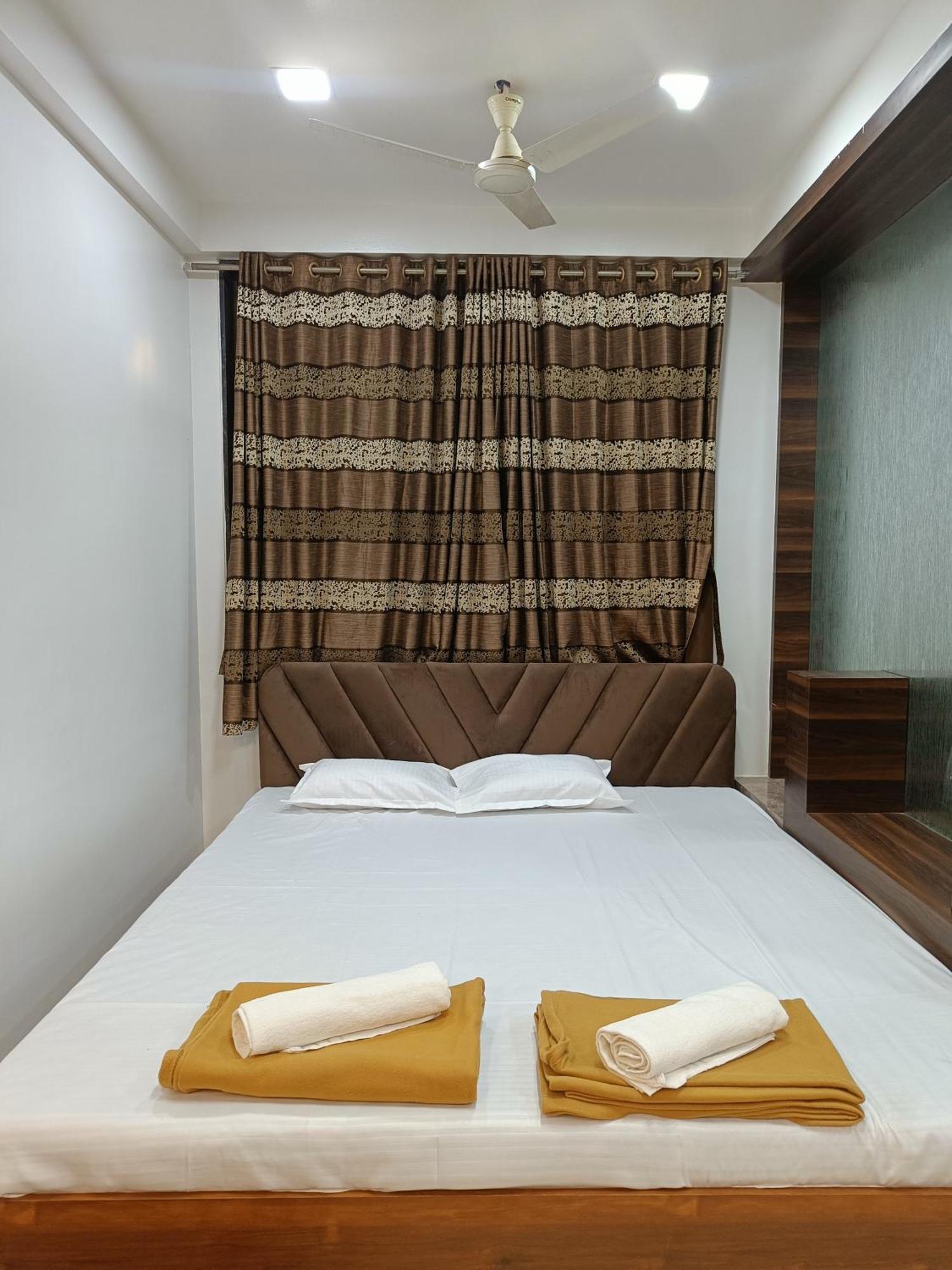 Rain Mist 4Bhk Luxury Villa With Private Pool 로나발라 외부 사진