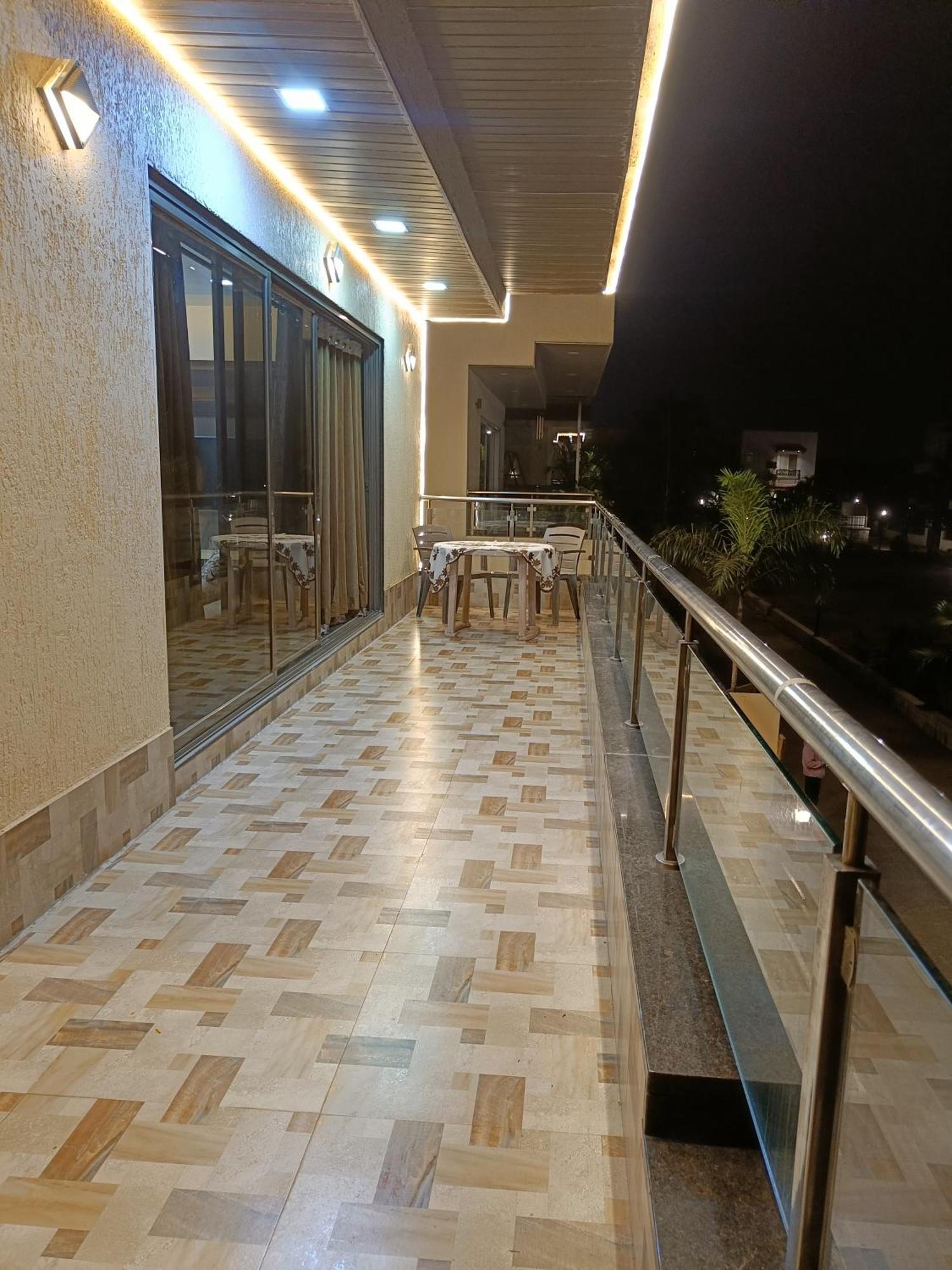 Rain Mist 4Bhk Luxury Villa With Private Pool 로나발라 외부 사진