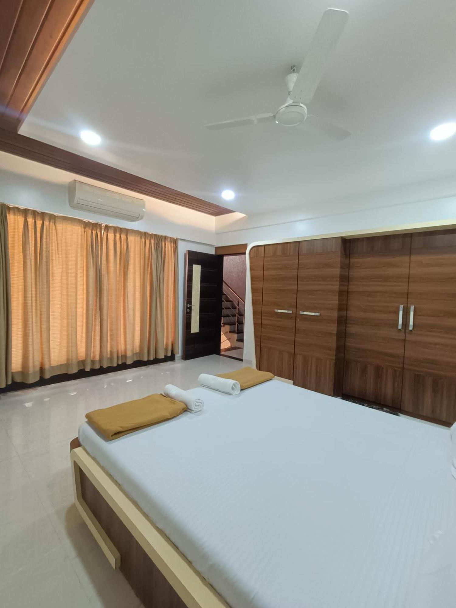 Rain Mist 4Bhk Luxury Villa With Private Pool 로나발라 외부 사진